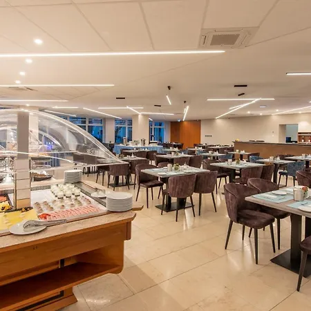 Отель Hunguest Panorama