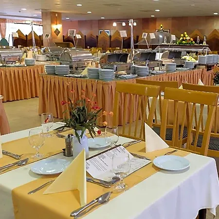 Hunguest Panorama Hotel 4*